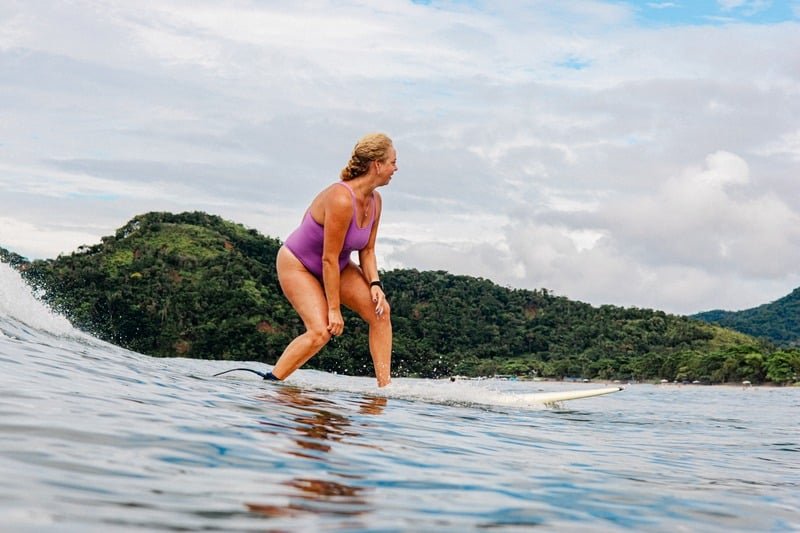 surfe-para-mulheres-praia-da-baleia-litoral-norte-de-sao-paulo